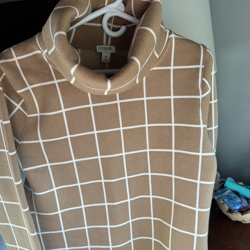 J. Crew Camel and White Checkered Turtleneck